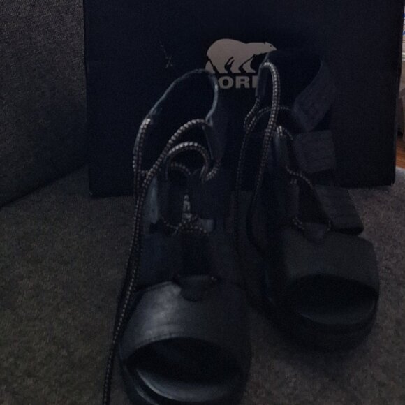 Wedge Sandals - Picture 4 of 5